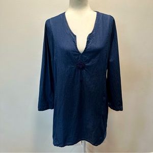 Abrazo Lupe Denim V-Neck Embroidered Medallion Long Sleeve Tunic Women’s Size M